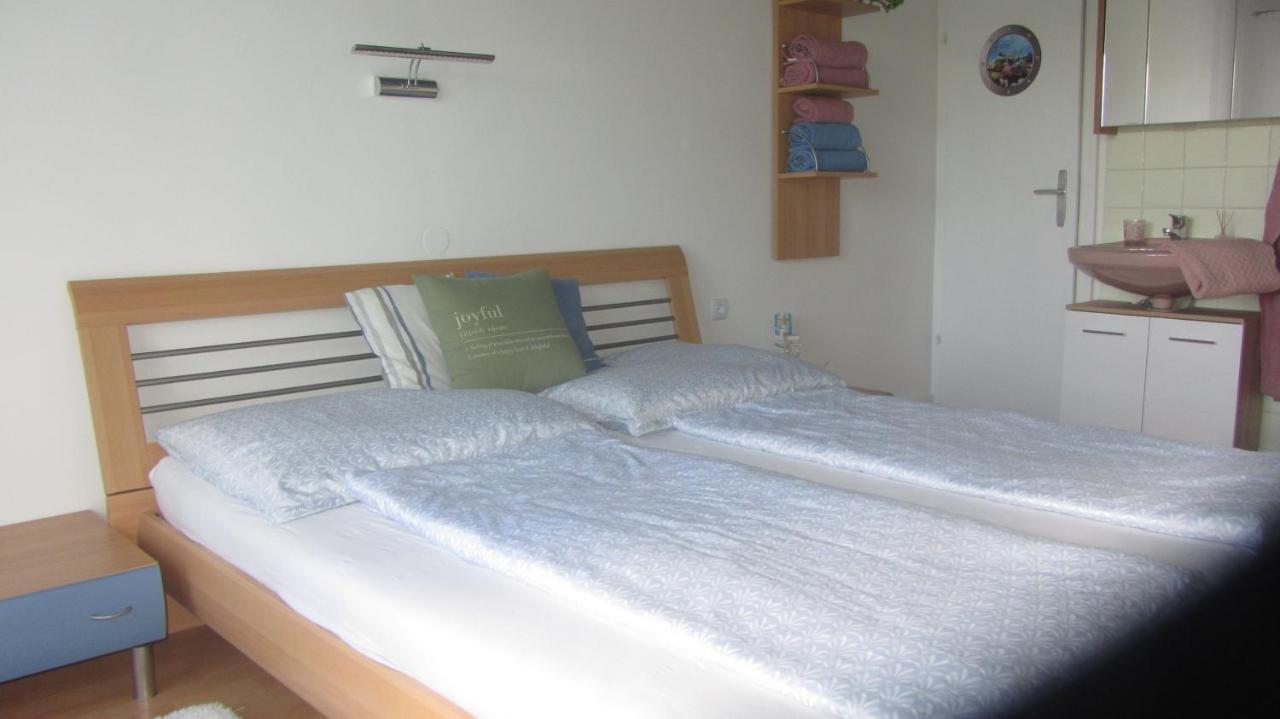 Appartement Am Strand Podersdorf am See Exteriör bild